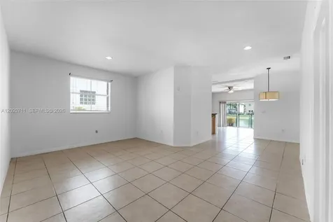 11318 NW 44th Terrace Doral FL 33178