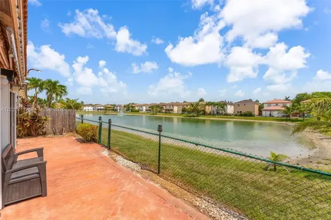 11318 NW 44th Terrace Doral FL 33178