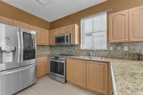 11318 NW 44th Terrace Doral FL 33178