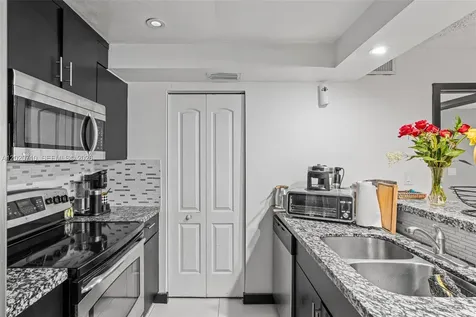 15430 SW 82nd Lane Miami FL 33193