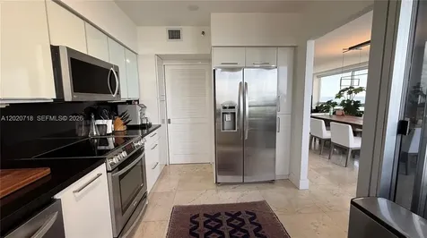 1541 Brickell Avenue Miami FL 33129