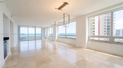 1541 Brickell Avenue Miami FL 33129