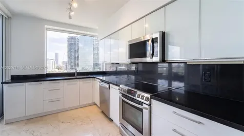 1541 Brickell Avenue Miami FL 33129