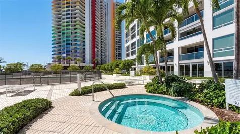 1541 Brickell Avenue Miami FL 33129