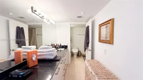 1541 Brickell Avenue Miami FL 33129