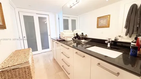 1541 Brickell Avenue Miami FL 33129
