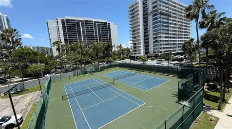 1541 Brickell Avenue Miami FL 33129