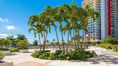 1541 Brickell Avenue Miami FL 33129
