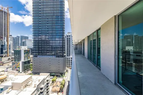 1111 SW 1st Avenue Miami FL 33130