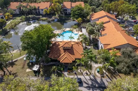 2094 Arbour Walk Circle Naples FL 34109