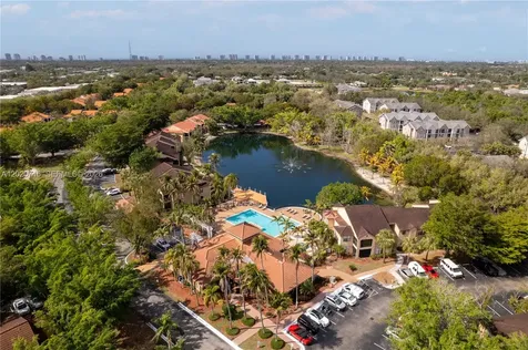 2094 Arbour Walk Circle Naples FL 34109