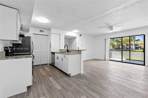 2094 Arbour Walk Circle Naples FL 34109