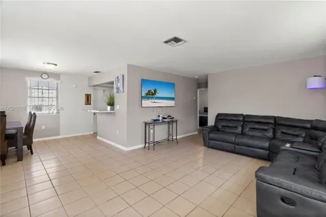 2275 SW 15th Street Miami FL 33145