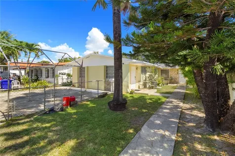 2275 SW 15th Street Miami FL 33145