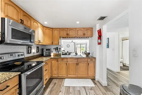 430 Commodore Drive Plantation FL 33325