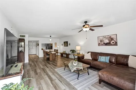 430 Commodore Drive Plantation FL 33325