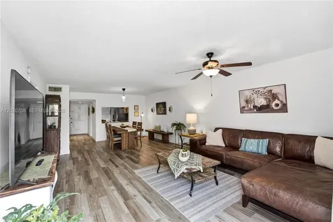 430 Commodore Drive Plantation FL 33325