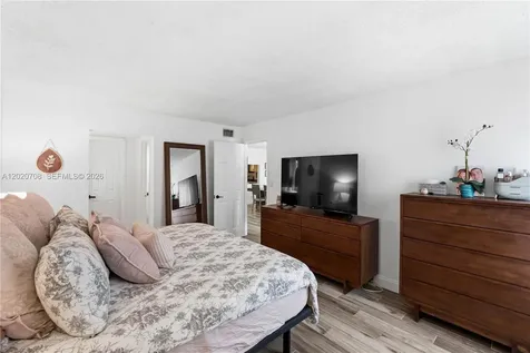 430 Commodore Drive Plantation FL 33325