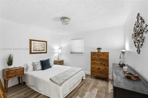 430 Commodore Drive Plantation FL 33325