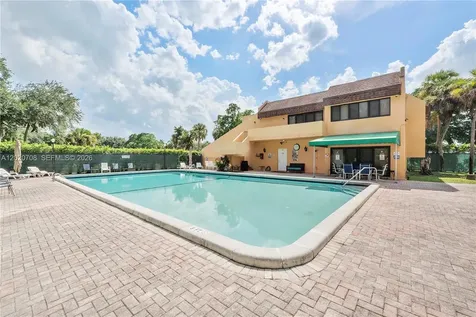 430 Commodore Drive Plantation FL 33325