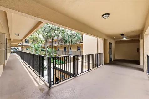 430 Commodore Drive Plantation FL 33325