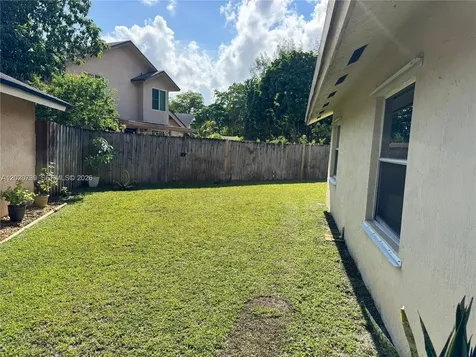 2330 SW 80th Terrace Miramar FL 33025