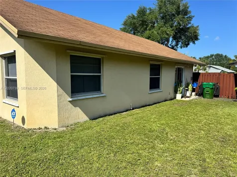 2330 SW 80th Terrace Miramar FL 33025