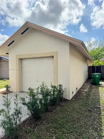 2330 SW 80th Terrace Miramar FL 33025