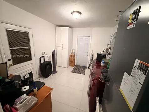 661 SW 67th Avenue Pembroke Pines FL 33023