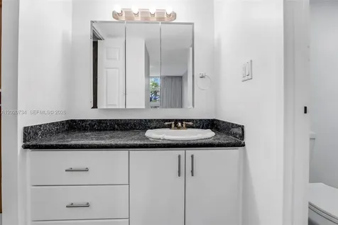 16558 NE 26th Avenue North Miami Beach FL 33160