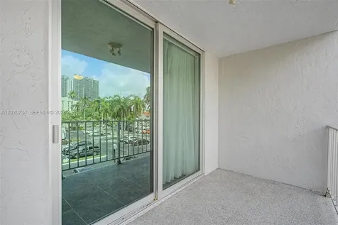 16558 NE 26th Avenue North Miami Beach FL 33160