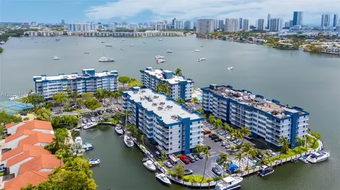 16558 NE 26th Avenue North Miami Beach FL 33160