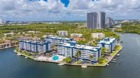16558 NE 26th Avenue North Miami Beach FL 33160