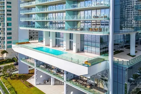 700 NE 26th Terrace Miami FL 33137