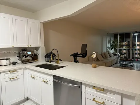 1770 NE 191st Street Miami FL 33179