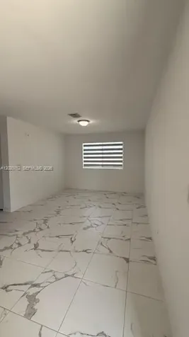 811 E 52nd Street Hialeah FL 33013