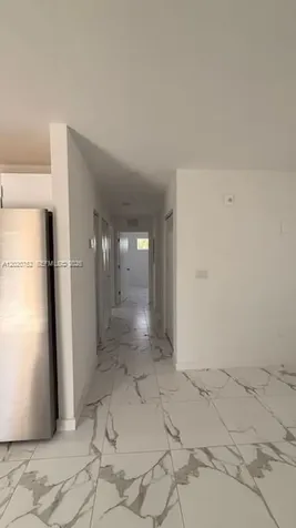 811 E 52nd Street Hialeah FL 33013