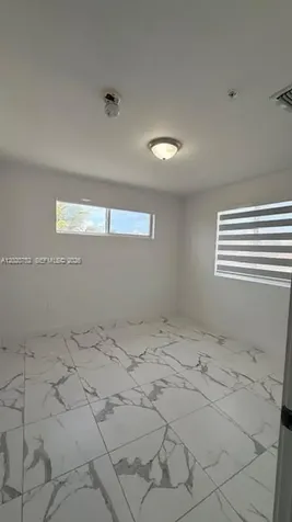 811 E 52nd Street Hialeah FL 33013