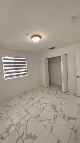 811 E 52nd Street Hialeah FL 33013