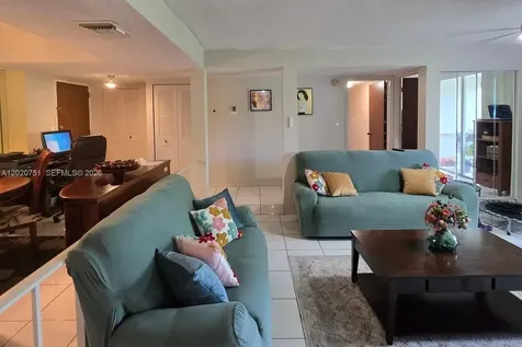 Lauderhill FL 33319