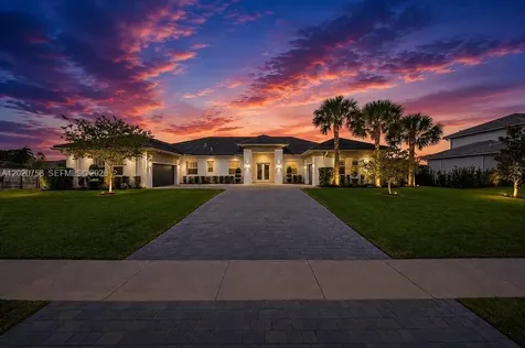 2031 Meadows Drive Davie FL 33324