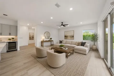 2031 Meadows Drive Davie FL 33324