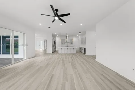 2031 Meadows Drive Davie FL 33324