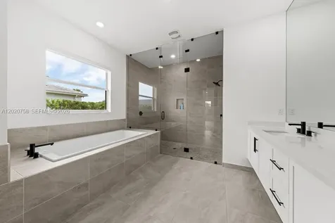 2031 Meadows Drive Davie FL 33324