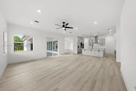 2031 Meadows Drive Davie FL 33324