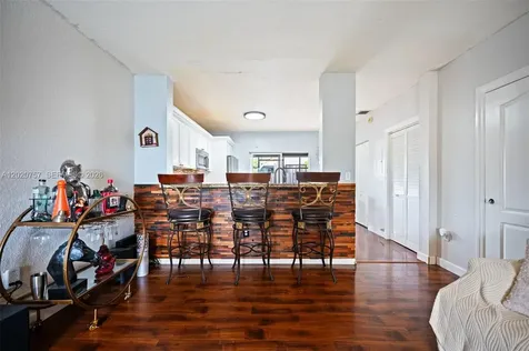255 E 3rd Street Hialeah FL 33010