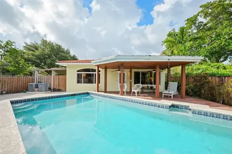 10 S Melrose Drive Miami Springs FL 33166
