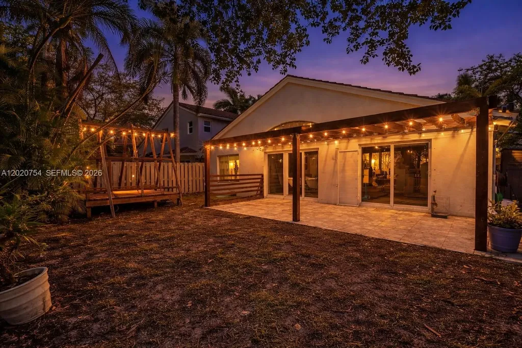 3464 51st Street Hollywood FL 33312