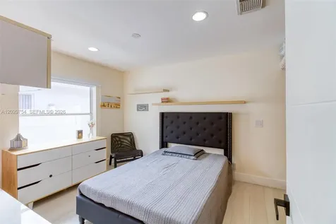 3464 51st Street Hollywood FL 33312