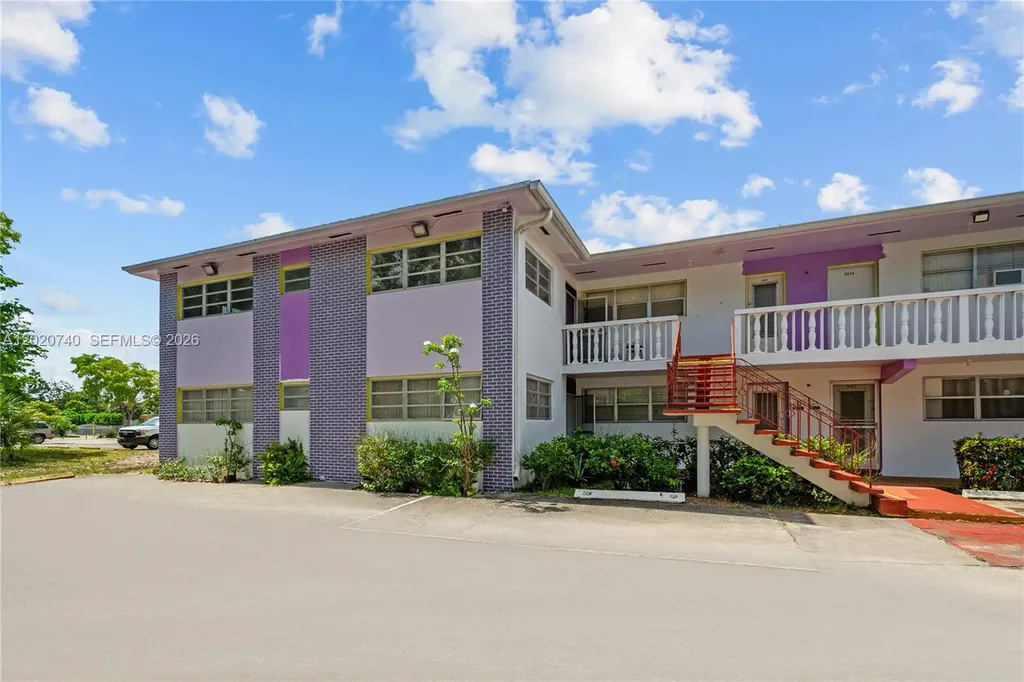 245 NE 191st Street Miami FL 33179